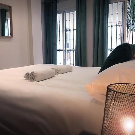 Myway By Sevillaluxurysuites Bagian luar foto